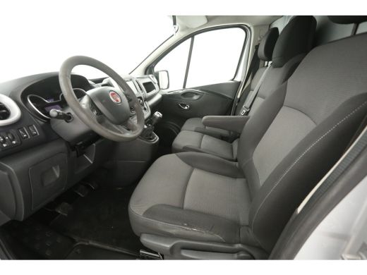 Fiat Talento 2.0 MultiJet 145PK L2H1 | Airco | Cruise | Camera | Navi | Trekhaak | 3 Zits | Parkeersens. ActivLease financial lease