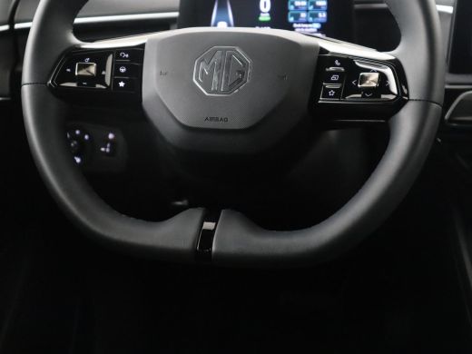 MG MG3 1.5 Hybrid+ Luxury | Automaat | Stoelverwarming | LED | Stuurwielverwarming | Navigatie | 360 Cam... ActivLease financial lease