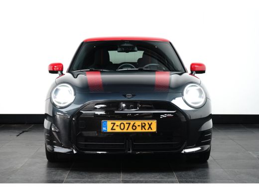 Mini Electric Cooper SE John Cooper Works XL 54.2 kWh 371KM Range | Binnenkort Beschikbaar | Achteruitrijcamera... ActivLease financial lease