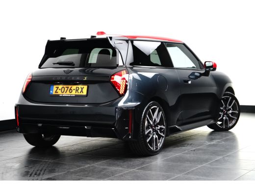 Mini Electric Cooper SE John Cooper Works XL 54.2 kWh 371KM Range | Binnenkort Beschikbaar | Achteruitrijcamera... ActivLease financial lease