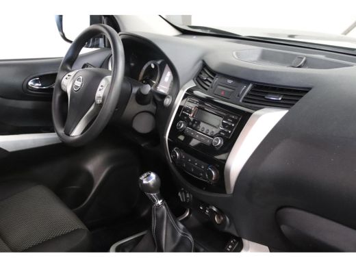 Nissan Navara 2.3 dCi PICK UP 4X4 3500KG trekvermogen Nissan NAVARA 2.3 dCi PICK UP 4X4 ActivLease financial lease