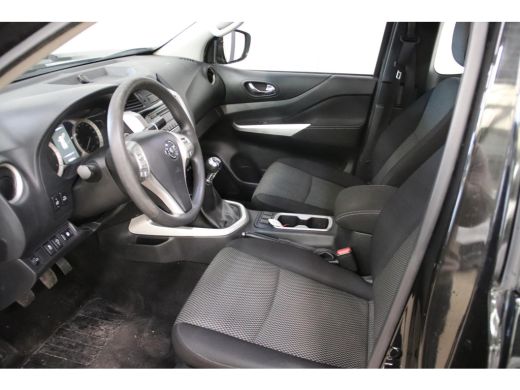 Nissan Navara 2.3 dCi PICK UP 4X4 3500KG trekvermogen Nissan NAVARA 2.3 dCi PICK UP 4X4 ActivLease financial lease