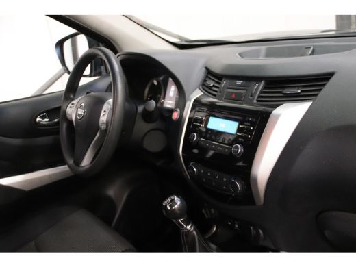 Nissan Navara 2.3 dCi PICK UP 4X4 3500KG trekvermogen Nissan NAVARA 2.3 dCi PICK UP 4X4 ActivLease financial lease