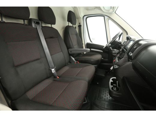 Opel Movano 2.2D 140PK L3H2 3.5t | Clima | Camera | Carplay | Cruise | 3 Zits | Parkeersensoren ActivLease financial lease