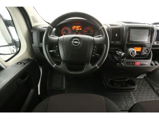 Opel Movano 2.2D 140PK L3H2 3.5t | Clima | Camera | Carplay | Cruise | 3 Zits | Parkeersensoren ActivLease financial lease