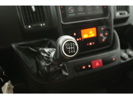 Opel Movano 2.2D 140PK L3H2 3.5t | Clima | Camera | Carplay | Cruise | 3 Zits | Parkeersensoren ActivLease financial lease