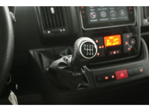 Opel Movano 2.2D 140PK L3H2 3.5t | Clima | Camera | Cruise | 3 Zits | Carplay | Parkeersens. ActivLease financial lease