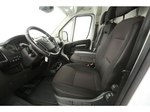 Opel Movano 2.2D 140PK L3H2 3.5t | Clima | Camera | Cruise | 3 Zits | Carplay | Parkeersens. ActivLease financial lease