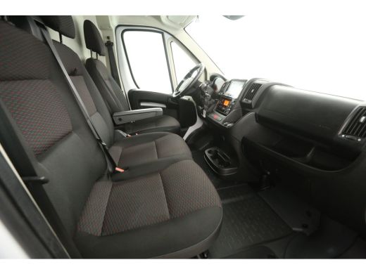 Opel Movano 2.2D 140PK L3H2 3.5t | Clima | Camera | Cruise | 3 Zits | Carplay | Parkeersens. ActivLease financial lease