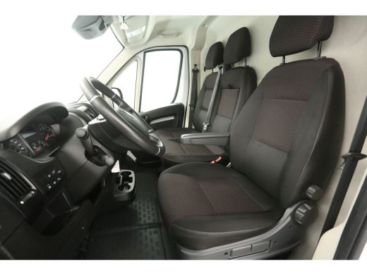 Opel Movano 2.2D 140PK L3H2 3.5t | Clima | Camera | Cruise | 3 Zits | Carplay | Parkeersens. ActivLease financial lease