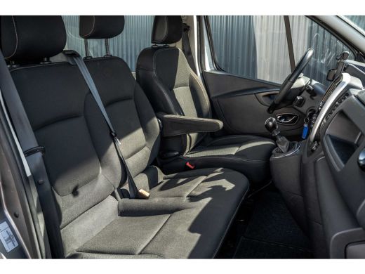 Opel Vivaro 1.6 CDTI L2H1 | 125PK | DC 6-Zits | Camera | Cruise | Airco | Trekhaak ActivLease financial lease