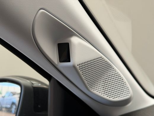Peugeot 208 Allure | Elektrische parkeerrem | Extra getinte achterste zijruiten en achterruit | Extra getinte... ActivLease financial lease