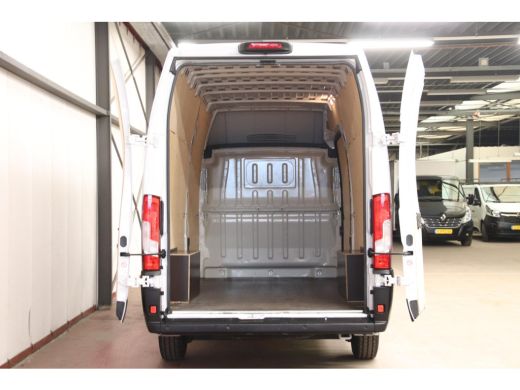 Peugeot Boxer 140PK L4H3 AIRCO CAMERA Peugeot Boxer 140PK L4H3 AIRCO CRUISE CONTROL ActivLease financial lease