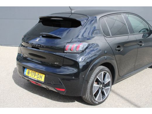Peugeot e-208 EV GT 350 50 kWh | Fase 3 laden | Navigatie | Camera | Full LED | NL auto | Apple carplay | 78.00... ActivLease financial lease