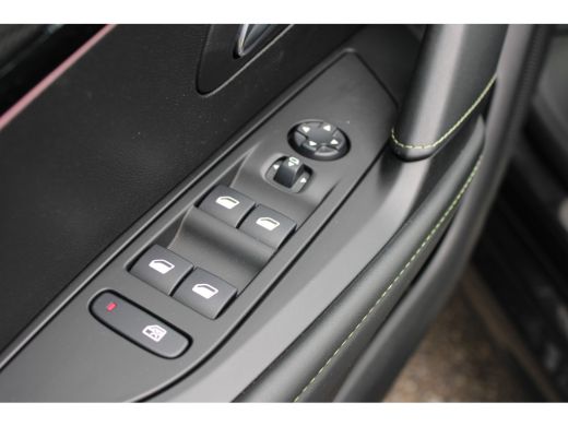 Peugeot e-208 EV GT 350 50 kWh | Fase 3 laden | Navigatie | Camera | Full LED | NL auto | Apple carplay | 78.00... ActivLease financial lease
