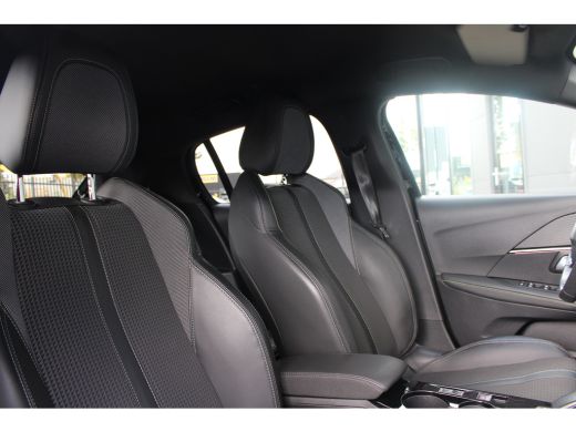 Peugeot e-208 EV GT 350 50 kWh | Fase 3 laden | Navigatie | Camera | Full LED | NL auto | Apple carplay | 78.00... ActivLease financial lease