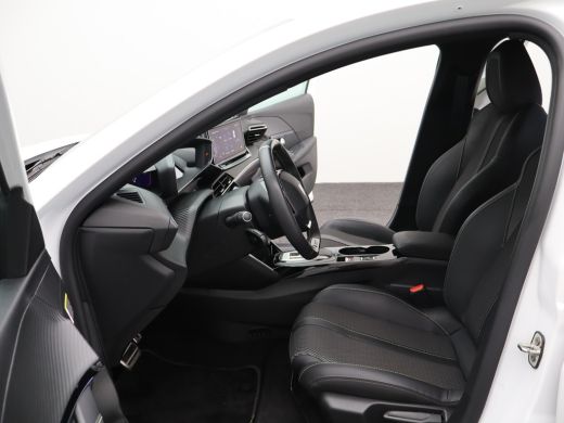 Peugeot e-208 EV GT 51 kWh 96% SOH | Warmtepomp | Cruise Control | Camera | Navigatie | Apple Caprlay/Android A... ActivLease financial lease