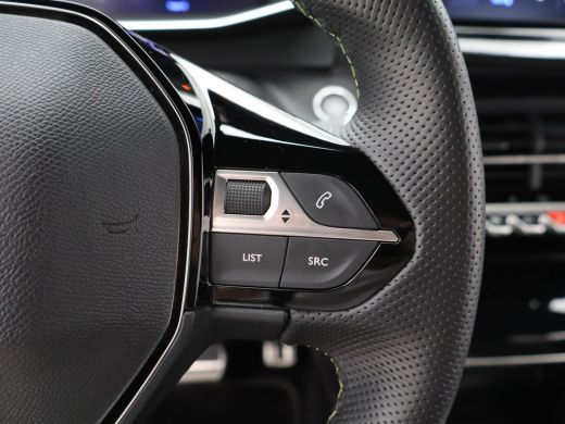 Peugeot e-208 EV GT 51 kWh 96% SOH | Warmtepomp | Cruise Control | Camera | Navigatie | Apple Caprlay/Android A... ActivLease financial lease