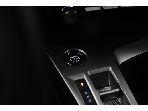 Peugeot e-308 Allure EV 54 kWh 412KM Range Binnenkort Beschikbaar | Extra getint glas | Keyless entry | Lichtme... ActivLease financial lease