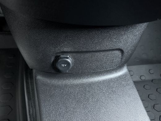 Peugeot Partner 1.5 BlueHDi 130 EAT8 S&S L1 | Achteruitrijcamera | Airco (automatisch) | Apple Carplay/Android Au... ActivLease financial lease