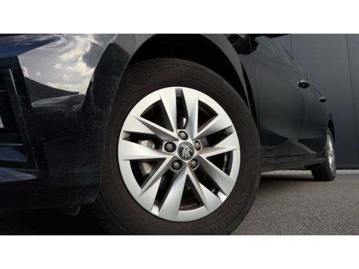 Skoda Fabia 95pk 1.0 TSI Selection | Parkeersensoren Achter | Carplay | Keyless Start | 15" | ActivLease financial lease