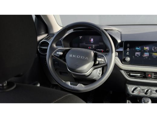 Skoda Fabia 95pk 1.0 TSI Selection | Parkeersensoren Achter | Carplay | Keyless Start | 15" | ActivLease financial lease