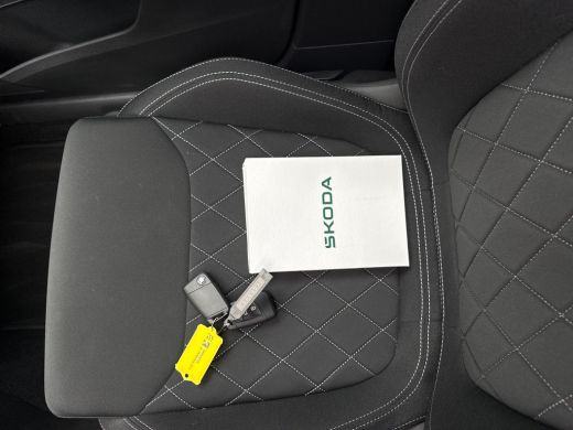 Skoda Karoq 1.5 TSI ACT Sportline Business ActivLease financial lease