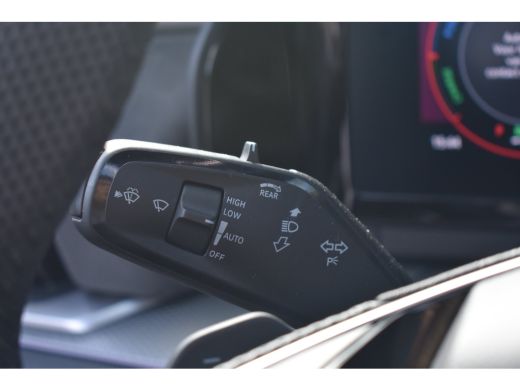 Skoda Kodiaq Sportline Business | SCHUIFDAK | STOEL+STUUR VERW. | ELEK.STOELEN | TREKHAAK | ADAPT.CRUISE | 3-Z... ActivLease financial lease