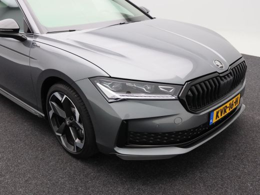 Skoda Superb Combi 1.5 TSi 204 Pk PHEV Sportline Business | Trekhaak | Carplay | Canton Audio | Head-up Displa... ActivLease financial lease