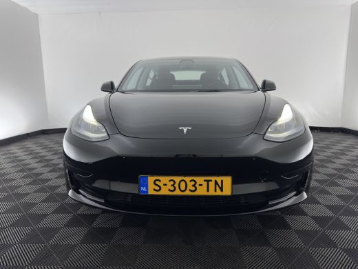 Tesla Model 3 RWD 60 kWh [3-Fase-11kW ] {SoH-88%} (INCL-BTW) Aut. *PANO | LEATHER | KEYLESS | FULL-LED | MEMORY... ActivLease financial lease