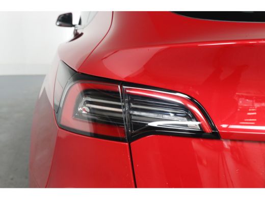Tesla Model Y Long Range AWD 75 kWh | SOH 93% | Trekhaak | Leder | Pano | Camera | Stoel/Stuurverwarming | Crui... ActivLease financial lease
