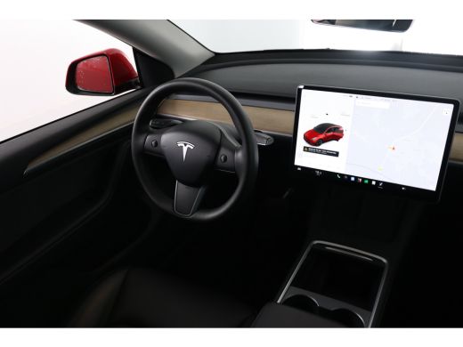 Tesla Model Y Long Range AWD 75 kWh | SOH 93% | Trekhaak | Leder | Pano | Camera | Stoel/Stuurverwarming | Crui... ActivLease financial lease