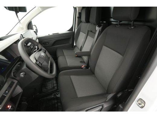 Toyota ProAce 75 kWh L2H1 Long Range | NIEUW | Snelladen | SOH 97% | Virtual | Airco | Camera | Cruise | 3 Zits... ActivLease financial lease