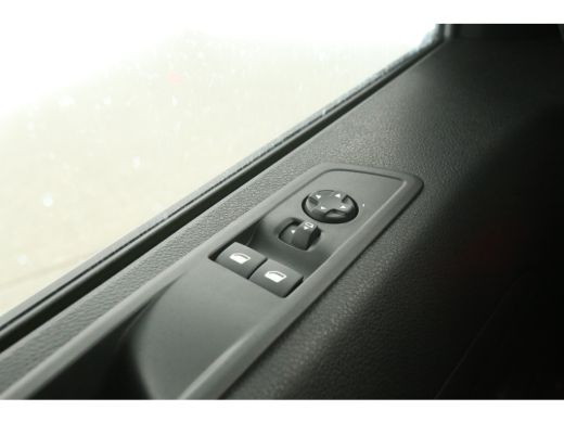 Toyota ProAce 75 kWh L2H1 Long Range | NIEUW | Snelladen | SOH 97% | Virtual | Airco | Camera | Cruise | 3 Zits... ActivLease financial lease