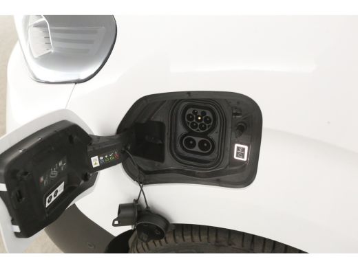 Toyota ProAce 75 kWh L2H1 Long Range | NIEUW | Snelladen | SOH 97% | Virtual | Airco | Camera | Cruise | 3 Zits... ActivLease financial lease