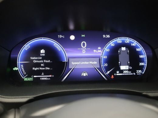 Toyota Yaris 1.5 Hybrid 130 Executive | BSM | Parkeersensoren V&A | Stoel & Stuur verw. | Prijs Rijklaar!! ActivLease financial lease