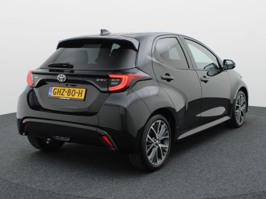 Toyota Yaris 1.5 Hybrid 130 Executive | BSM | Parkeersensoren V&A | Stoel & Stuur verw. | Prijs Rijklaar!! ActivLease financial lease