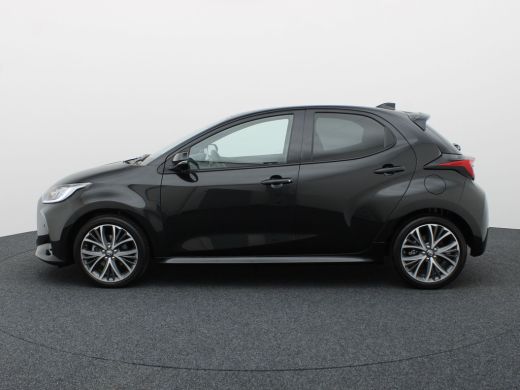 Toyota Yaris 1.5 Hybrid 130 Executive | BSM | Parkeersensoren V&A | Stoel & Stuur verw. | Prijs Rijklaar!! ActivLease financial lease