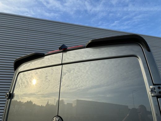 Volkswagen Crafter 177PK L3H2 &bull; Indium Grey &bull; Black Styling Package &bull; FULL OPTION ActivLease financial lease