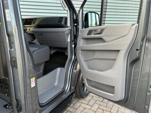 Volkswagen Crafter 177PK L3H2 &bull; Indium Grey &bull; Black Styling Package &bull; FULL OPTION ActivLease financial lease