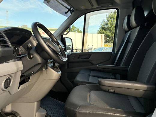 Volkswagen Crafter 177PK L3H2 &bull; Indium Grey &bull; Black Styling Package &bull; FULL OPTION ActivLease financial lease