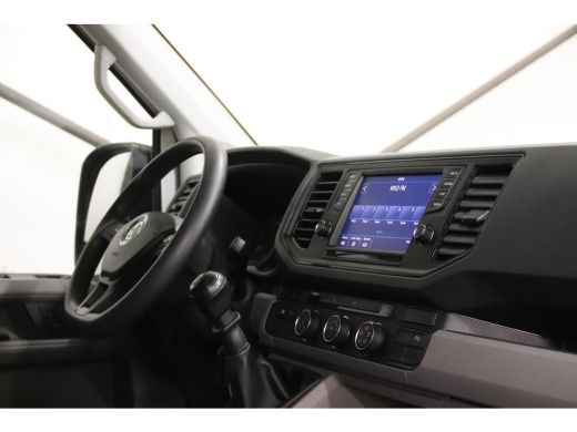 Volkswagen Crafter 2.0 TDI 140PK L3H3 EURO 6 3000KG trekvermogen Volkswagen Crafter 35 2.0 TDI 140PK L3H3 (oude L2H2... ActivLease financial lease