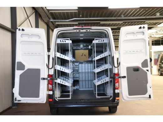 Volkswagen Crafter 35 2.0 TDI 140PK L3H3 (oude L2H2) EURO 6 ActivLease financial lease