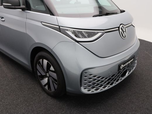 Volkswagen ID. Buzz Pro 86 kWh 286 Pk LWB 7 Persoons | Cruise Control | CarPlay | Climatronic | Navigatie | 19 Inch |... ActivLease financial lease