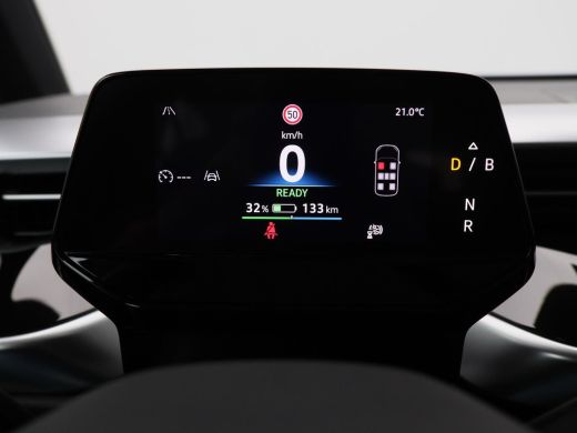 Volkswagen ID. Buzz Pro 86 kWh 286 Pk LWB 7 Persoons | Cruise Control | CarPlay | Climatronic | Navigatie | 19 Inch |... ActivLease financial lease