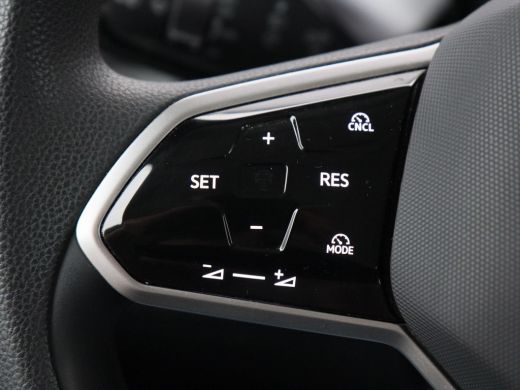 Volkswagen ID. Buzz Pro 86 kWh 286 Pk LWB 7 Persoons | Cruise Control | CarPlay | Climatronic | Navigatie | 19 Inch |... ActivLease financial lease
