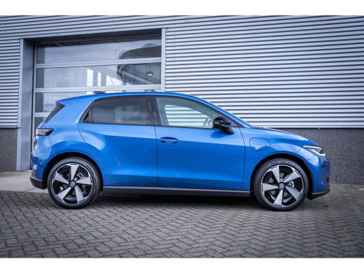 Volkswagen ID. Polo Style First Edition 52kwh | 360 graden camera (Area View) | Apple Carplay/Android Auto|telefoonin... ActivLease financial lease