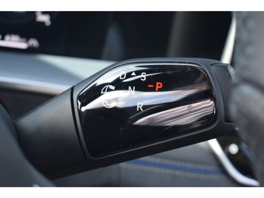 Volkswagen Tayron R-Line Edition | TREKHAAK | STOEL.MASSAGE | STUUR + STOEL VERW. | SCHUIFDAK | CAMERA | APP.CONNEC... ActivLease financial lease