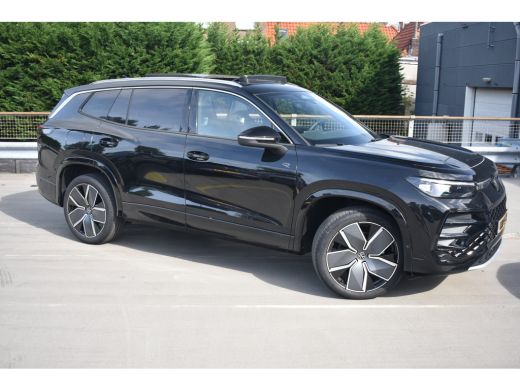 Volkswagen Tayron R-Line Edition | TREKHAAK | STOEL.MASSAGE | STUUR + STOEL VERW. | SCHUIFDAK | CAMERA | APP.CONNEC... ActivLease financial lease