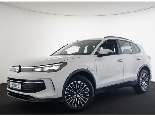 Volkswagen Tiguan 1.5 TSI 204PK eHybrid DSG LIFE 360&deg;CAMERA/HARMAN-KARDON/HEAD-UP/TREKHAAK *Fabrieksgarantie 2030* ActivLease financial lease